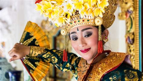  Queen of Kings: A Dramatic Journey Through Indonesian History and Culture!