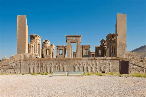  Vision of Persia: A Celebration of Ancient Architectural Wonders