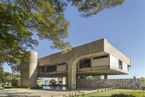 Zeik's Guide to Brazilian Brutalist Architecture: Unraveling Concrete Symphonies and Urban Echoes